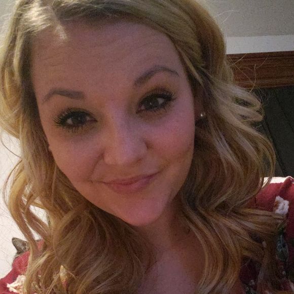 Meet your Posher, Rhoni - Picture 1 of 1